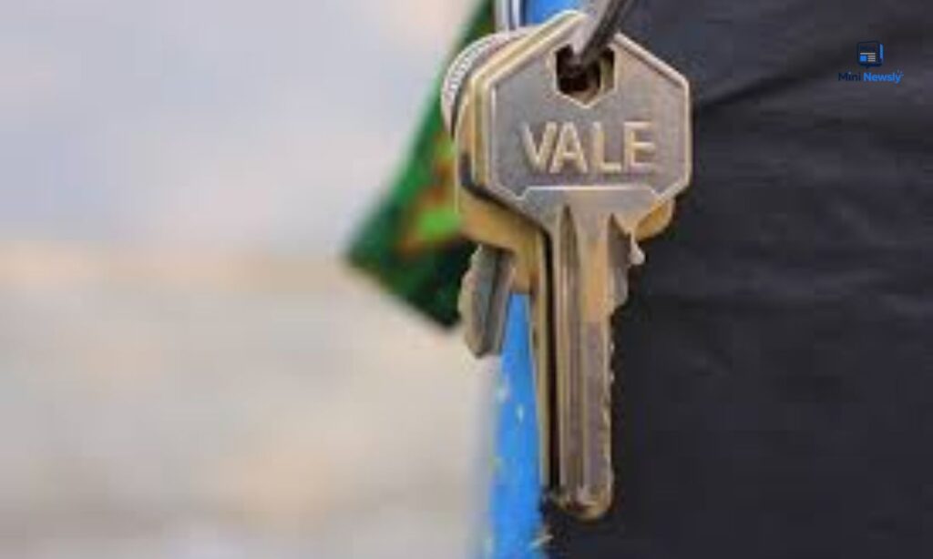 a-standard-door-key